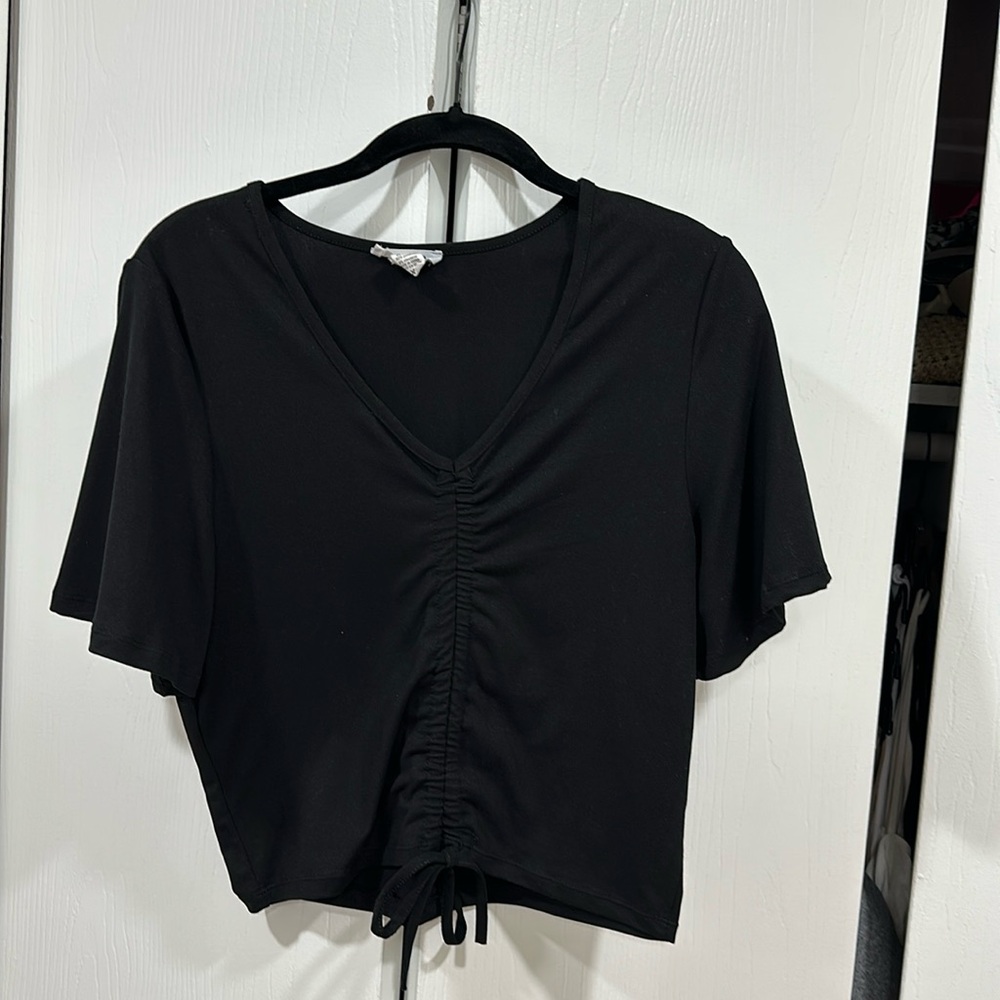 Black crop top